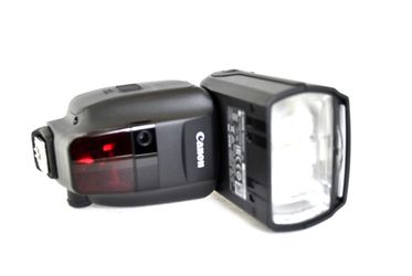 Canon Speedlite 600EX II-RT Wireless Radio Flash Shoe Mount MINT