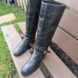 Ladies Leather Equine Riding Boots. Size? OutsideBottom Of Souls Are Measurement 10 And 1/2x Three And A Half Inches Wide