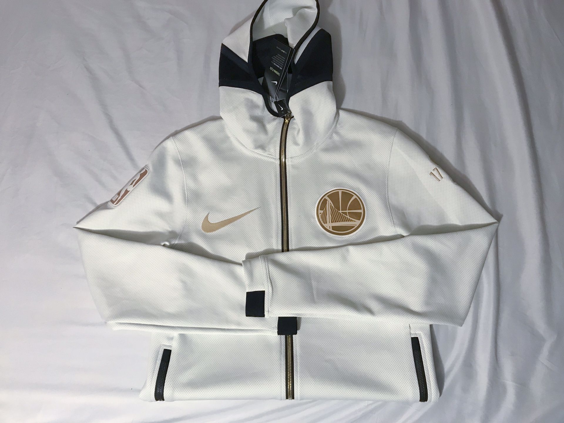 Nike GS Warriors 2022 Champions Ring Night Ceremony Showtime Jacket Size  Large