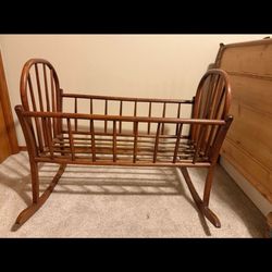 1930s Antique Bentwood Baby Cradle Bed