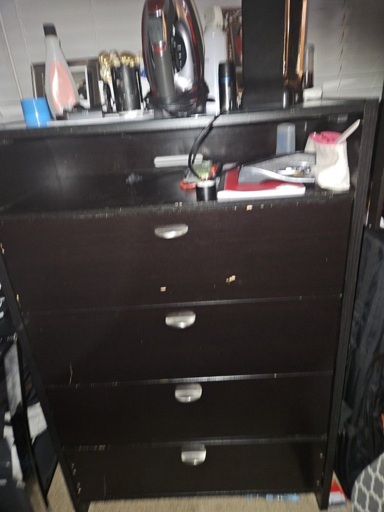 Queen Bedroom Set