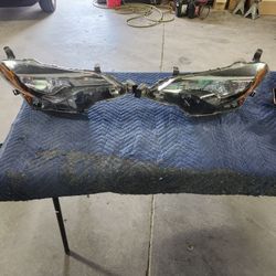 2017 2018 2019 Toyota Corolla  Headlights  O