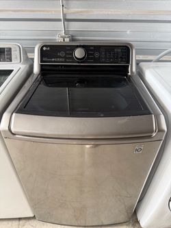 LG washer and electric dryer set!