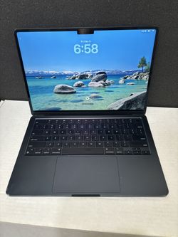 MacBook  Air M2 2022 512 Gb midnight 
