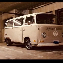 1970 Bay Window Bus