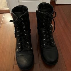 Women’s Guess Boots Size 7.5