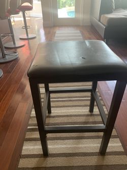 Stool (barstool)