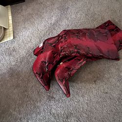 Woman’s Boots 