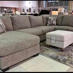 OM• $38 Initial • Brand New// 3 piece sectional