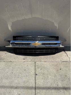 2019 2020 2021 2022 Chevy Silverado 1500 Front Bumper Grille