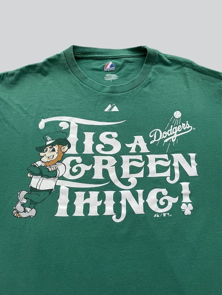 Los Angeles Dodgers St. Patrick’s Day vintage baseball green and white majestic T shirt Size Large