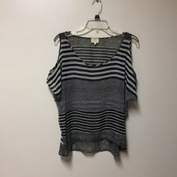 junior’s ONE CLOTHING 100% polyester semi sheer cold shoulder top… Size medium
