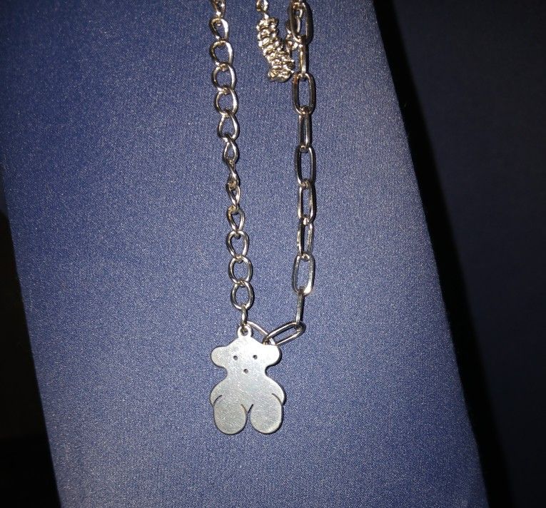 A Lot Of Fashon Necklace 