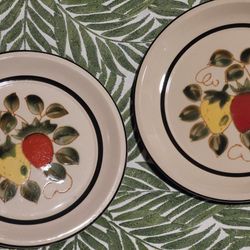 Two Beautiful Vintage 70s Collectible Stoneware Pottery Plates Japan  Whimsical 