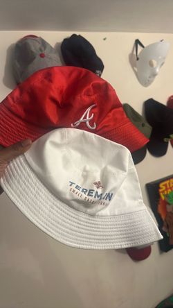 Bucket hats