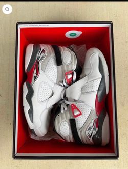 NO BOX Bugs Bunny 8s - Used/Worn Size 10.5