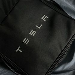 Tesla gen 2 portable charger 