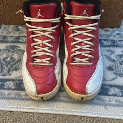 Jordan 12 Red