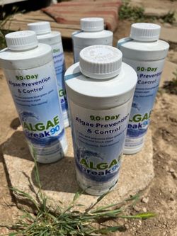 Pool algae reduce