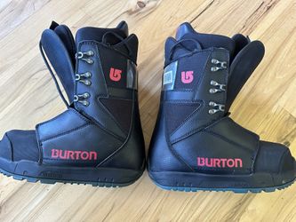 Burton Men’s Boots Size 6