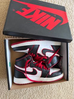 Bloodline Jordan 1’s