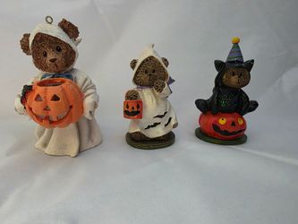 Halloween Decor Bears - lot of 3