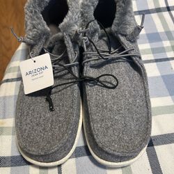 Arizona Shoes Size 11