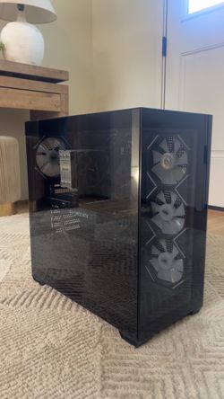Custom Black Gaming PC