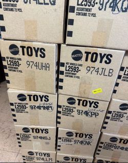 Hot Wheels Mix Cases 202/2026 all licensed cars