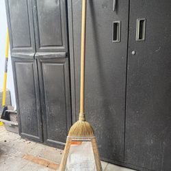 Extra Large Heavy Duty Corn Broom