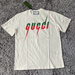 shirt gucci size small, medium 