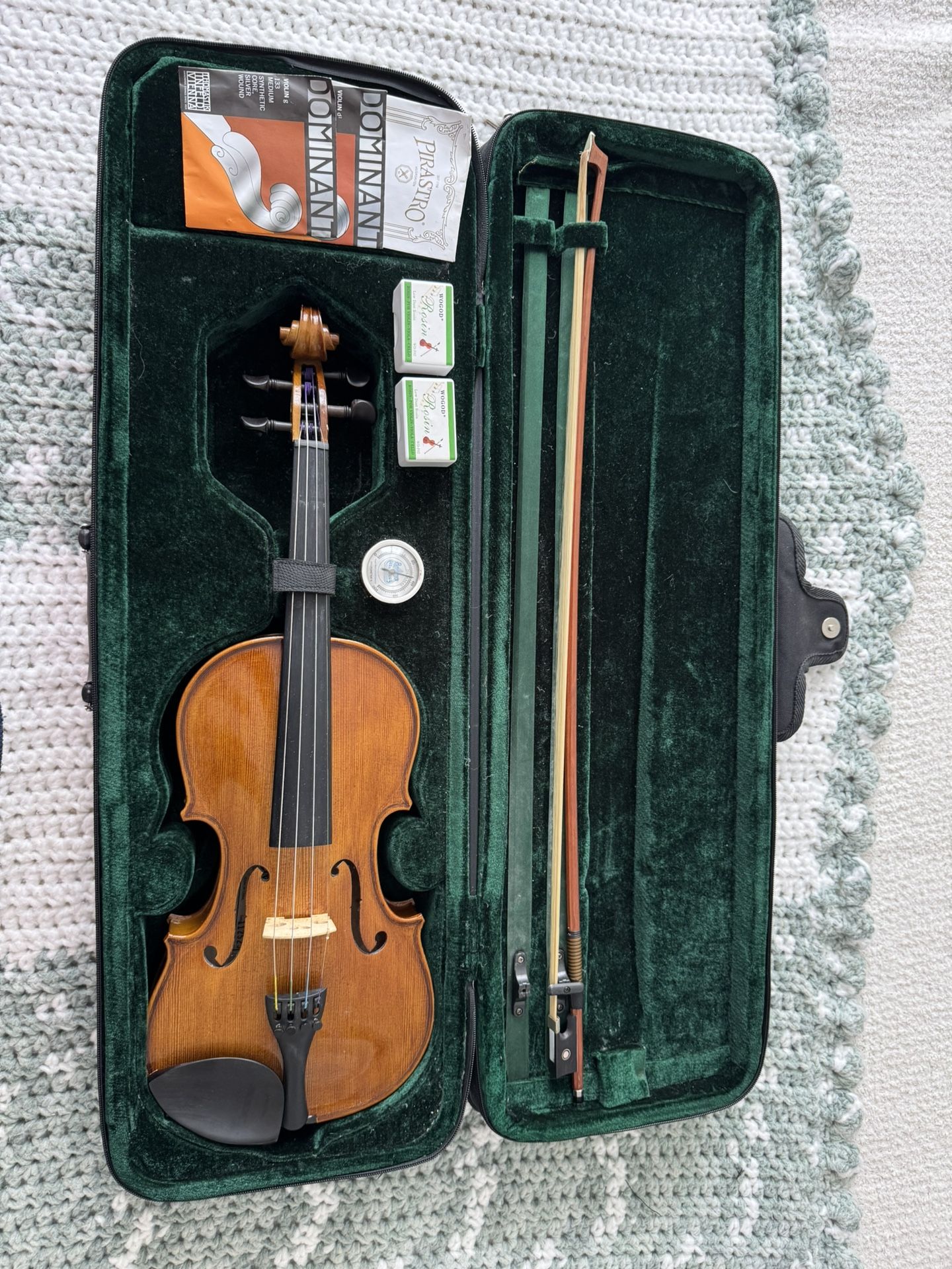🎻 Cremona SV-175 Violin – Excellent Condition w/ Case, Bow, New Strings & Rosin – Ready to Play! 🎻