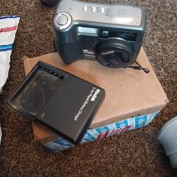 Kodak Easy share DX7630 WITH CHARGER 