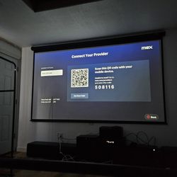 Vivitek 4k Projector With 10x12 Screen 