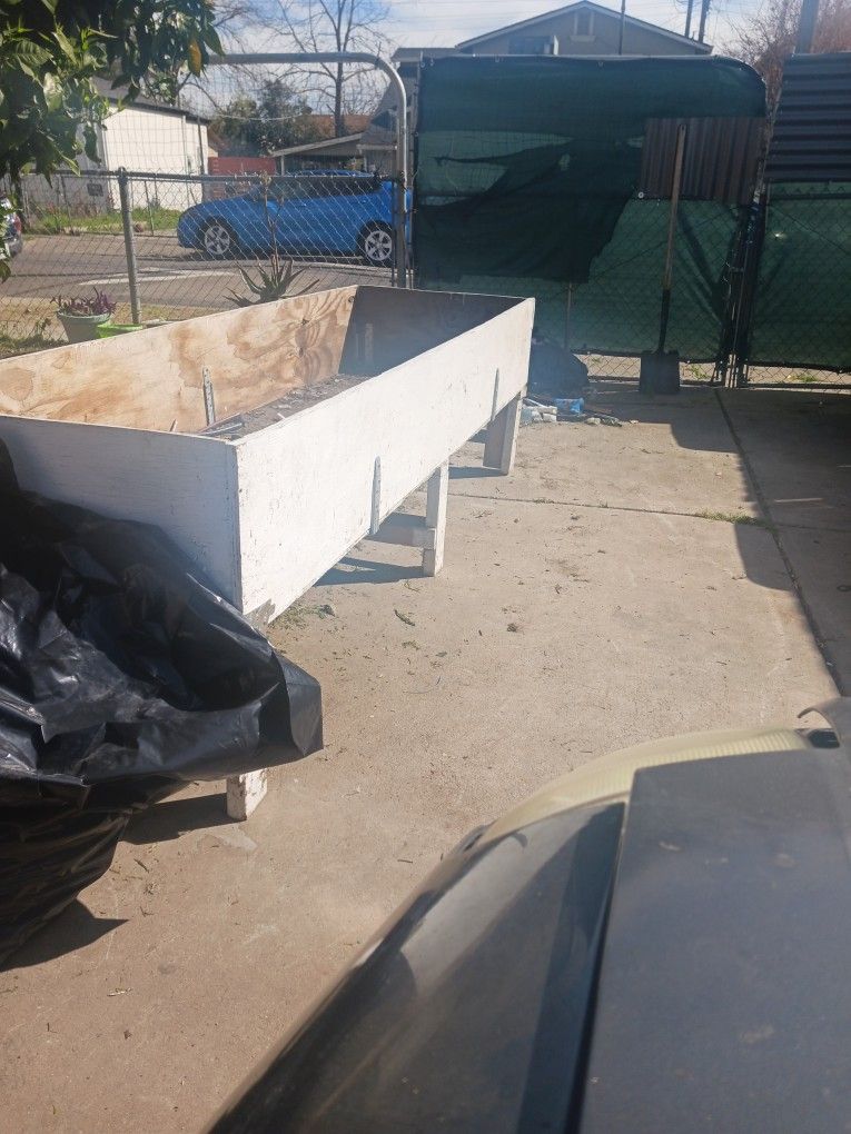 Flower Pot Bed