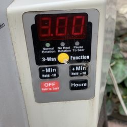 Ronco Showtime Platinum digital Edition Rotisserie Oven. Make perfectly roasted chickens, turkey, pork, roasts, and burgers that are delicious and hea