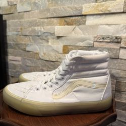 Men’s Sz 7W Woman 8.5 Vans White High tops Lace-Up Old Skool Skater Sneaker  EUC