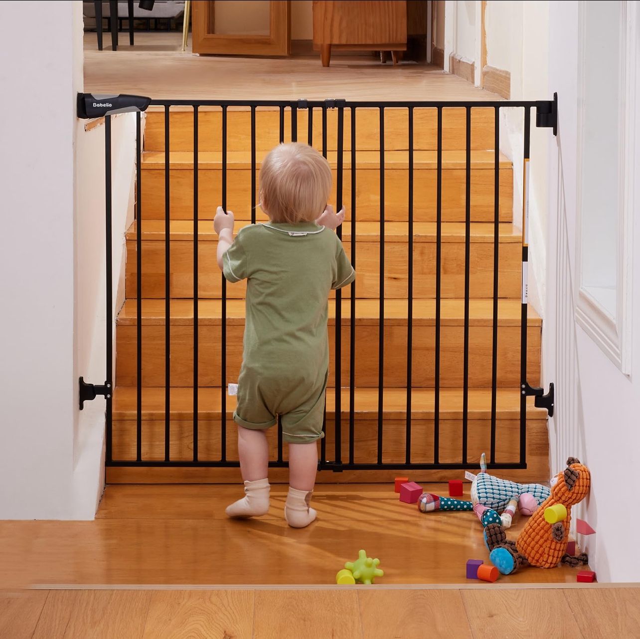 Babelio 34" Extra Tall Baby/Dog Gate with No Threshold Design Walk Thru Door, 26-43" Auto Close Safety Gate for Babies, Elders and Pets, Fits Doorways