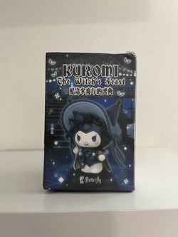 Kuromi witch feast figure