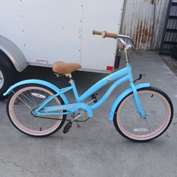 BEACH CRUISER BIKE 