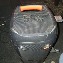 Able Party On Tbe Go Bluetooth Speaker