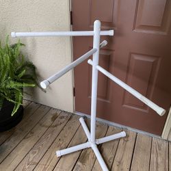 Pool Towel Holder And Lamp