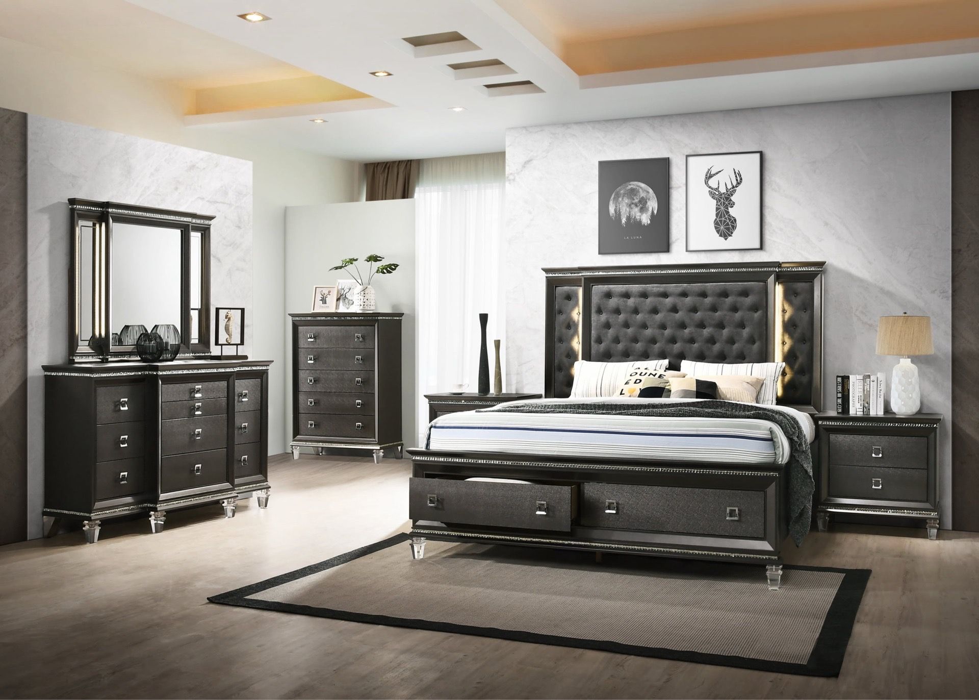 Bedroom set Queen (No mirror)