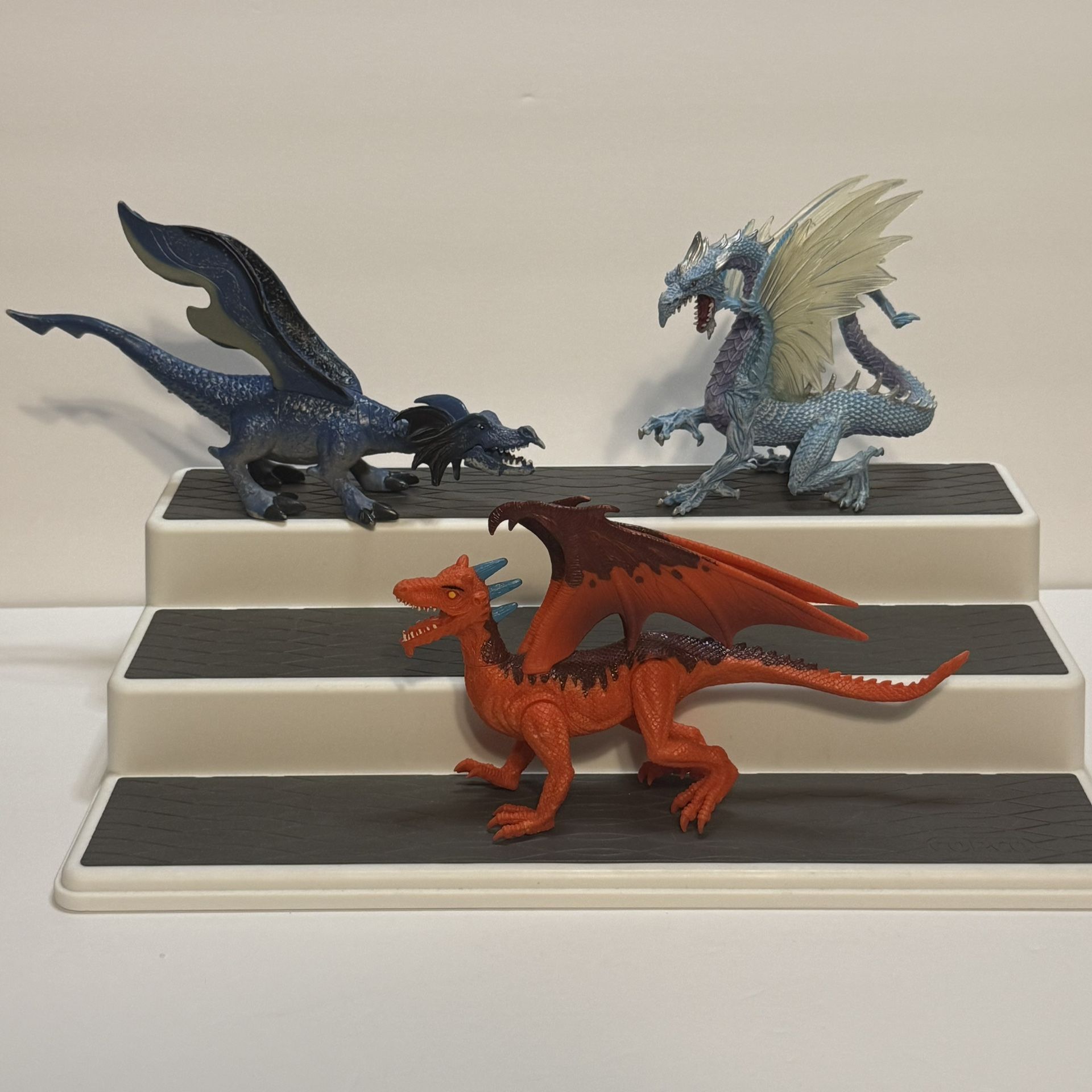 Lot of Dragon Action Figures 
