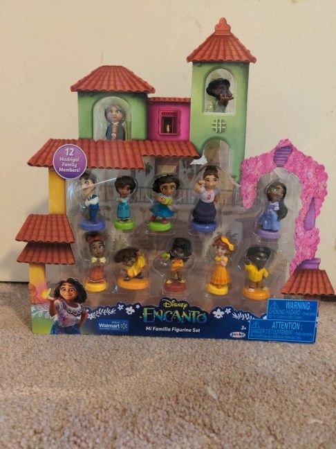 Encanto Disney Mi Familia Figurine Doll Playset for Sale in Woodbridge, VA  - OfferUp