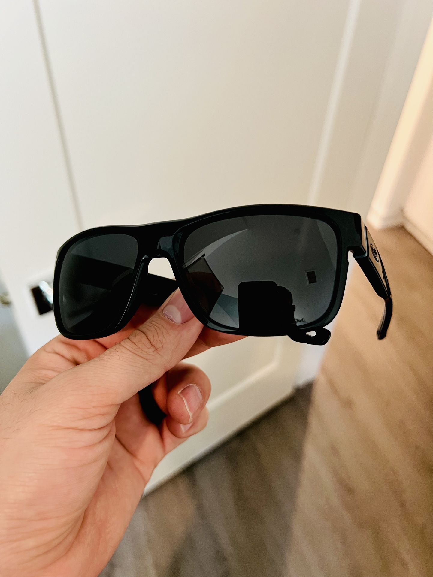 NEW XL OAKLEY CROSS RANGE With Original Packaging