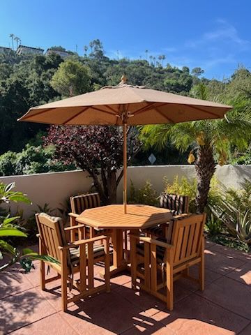 Price Drop! MAKE AN OFFER Brown Jordan Mission Teak patio furniture