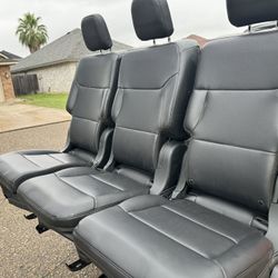 2023 Chevy Seats 