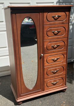 Beautiful Wardrobe Armoire Chiffonier cabinet with Mirror and 6 draws