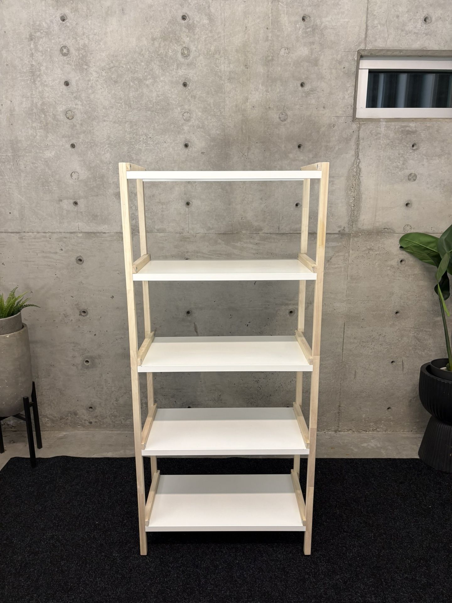 SLEEK BOOKSHELF WITH WOOD ACCENTS (DELIVERY AVAILABLE)